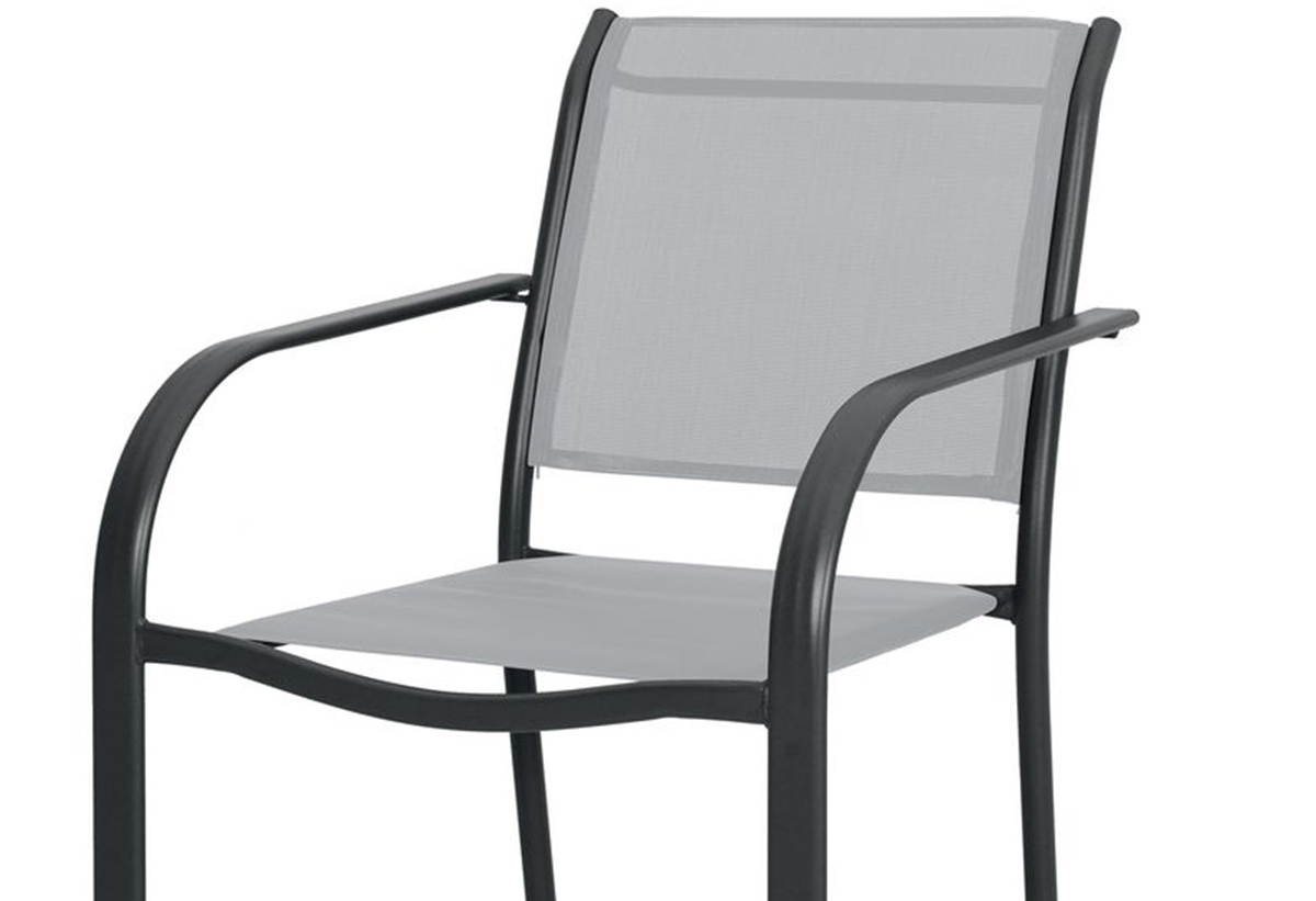 Απεικονίζεται η καρέκλα σε λευκό background.